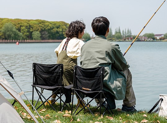 Lightweight picnic stool 20 02