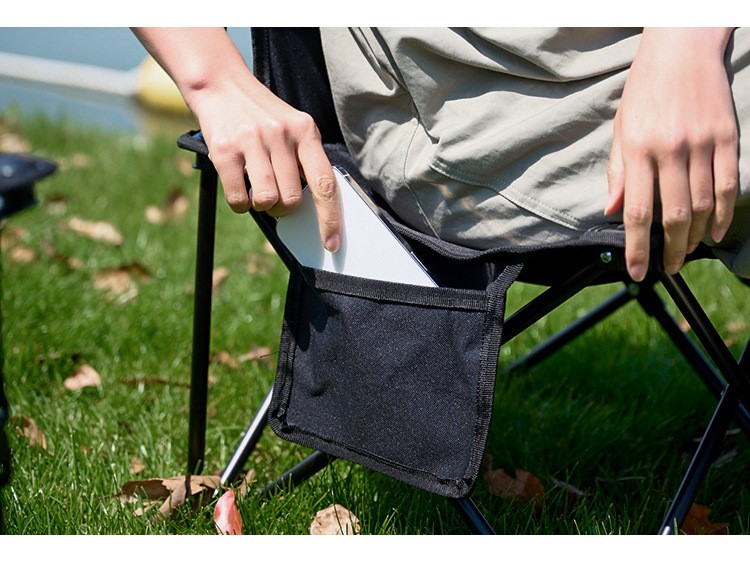 Lightweight picnic stool 20